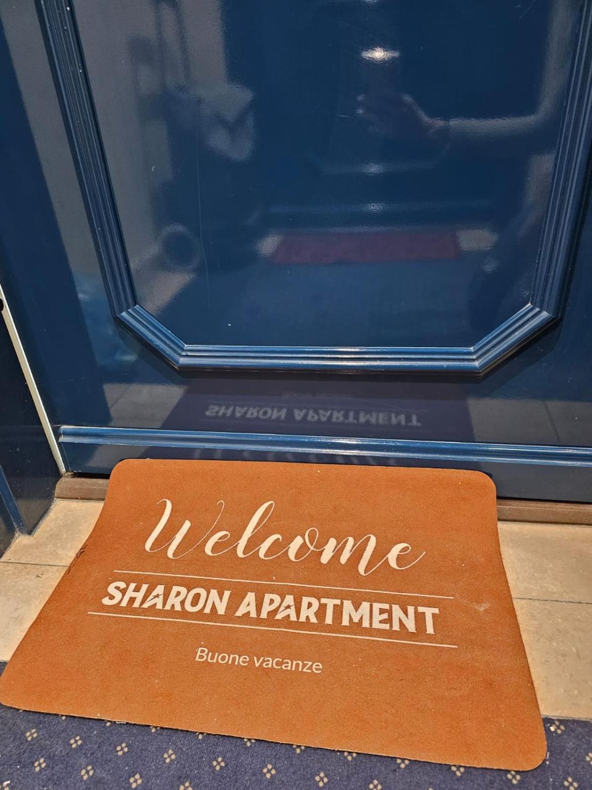 Sharon Apartment In Victoria Beach マントン エクステリア 写真